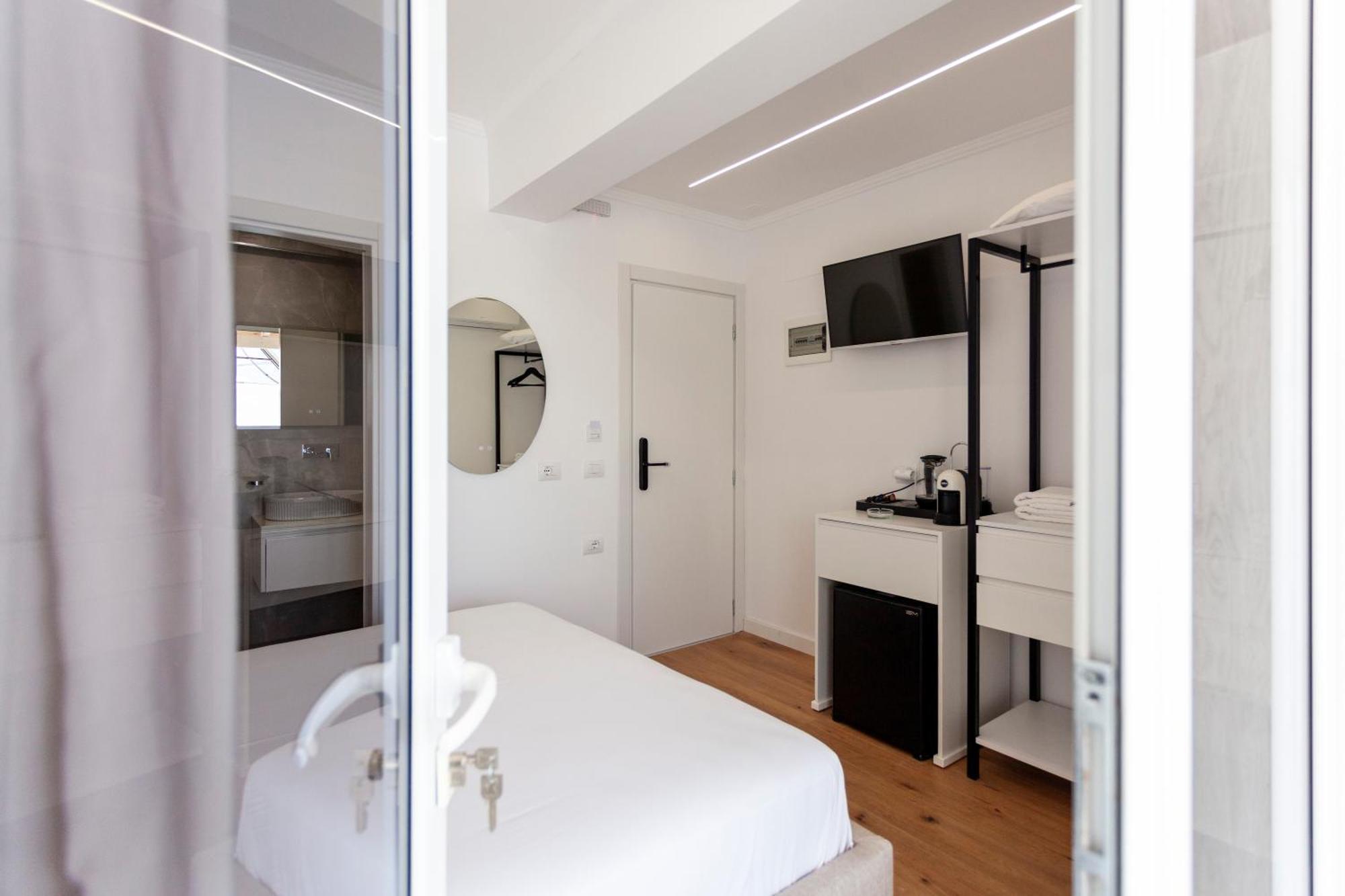 Ionio Rooms Химара Экстерьер фото