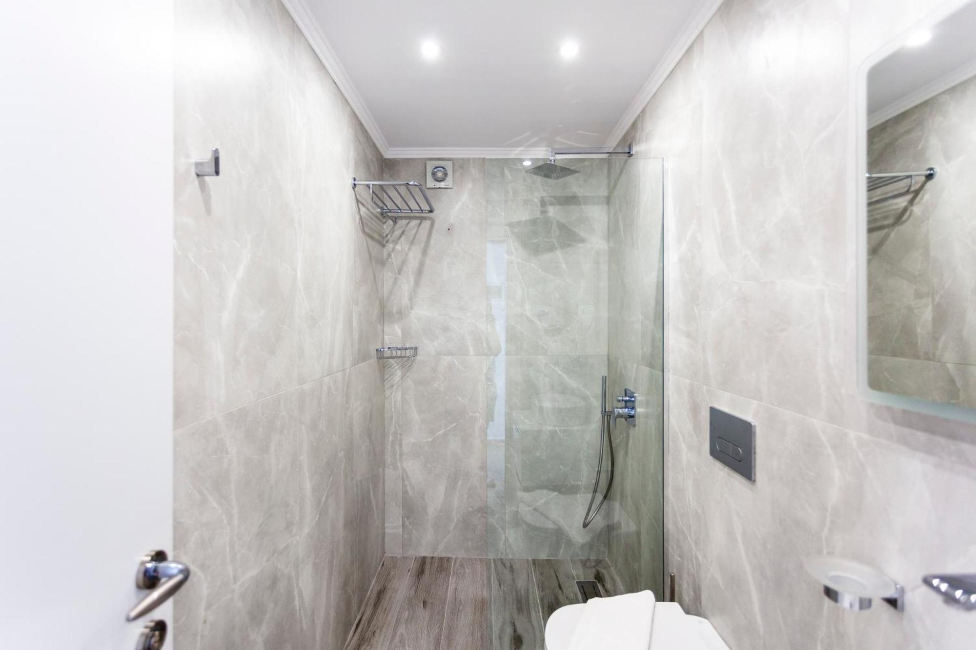 Ionio Rooms Химара Экстерьер фото
