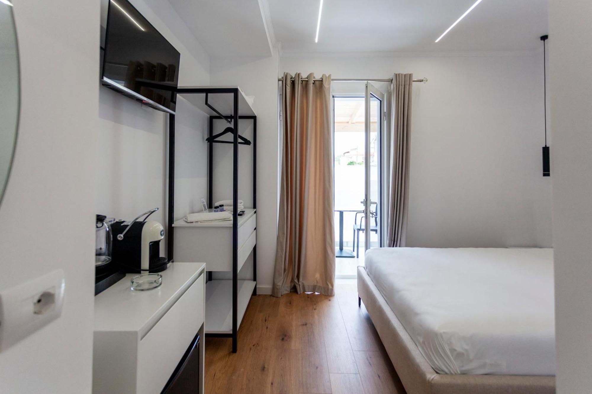 Ionio Rooms Химара Экстерьер фото
